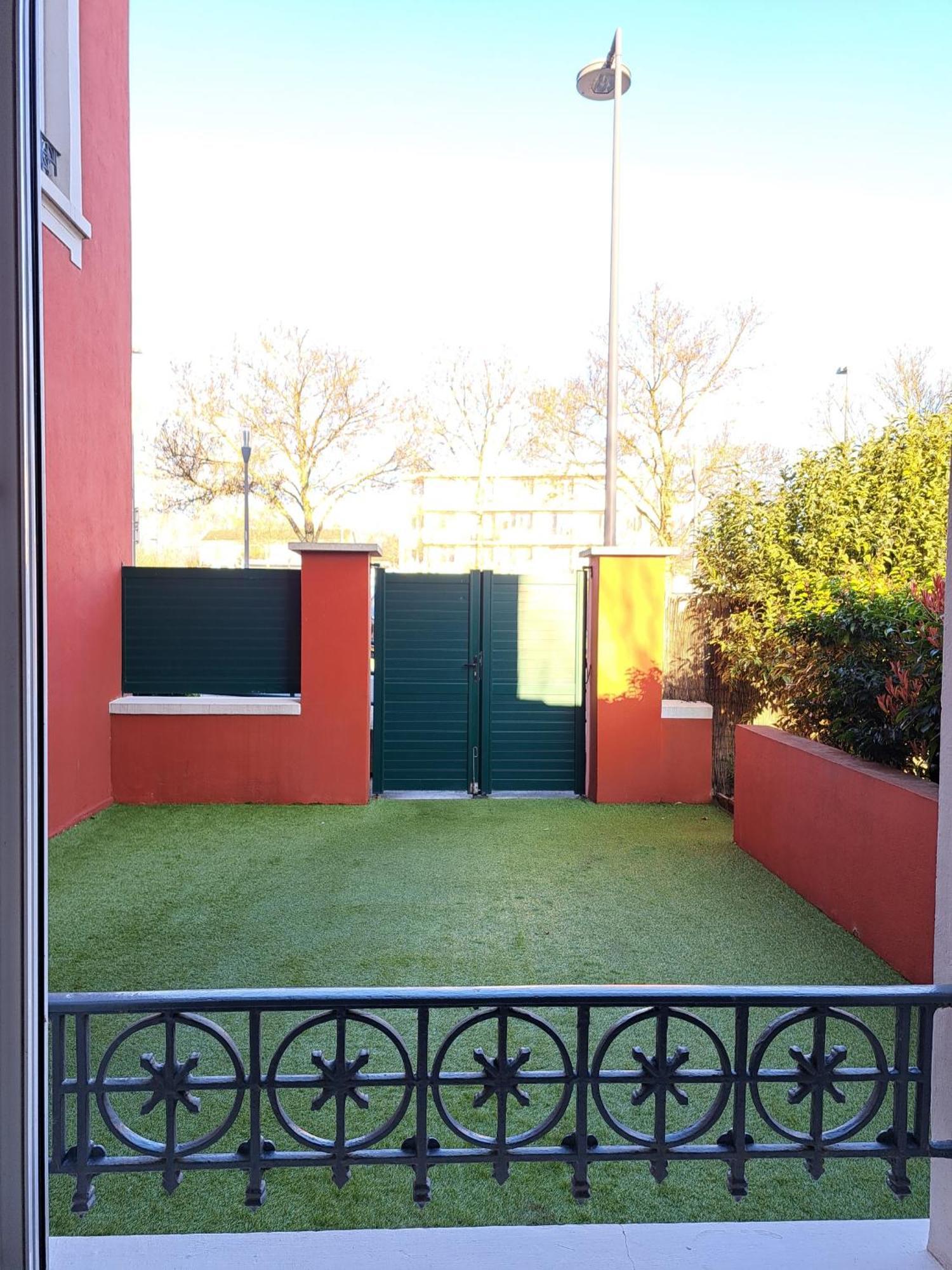 Studio Cosy Entierement Renove A Deux Pas De Lyon Fontaines-sur-Saone Kültér fotó