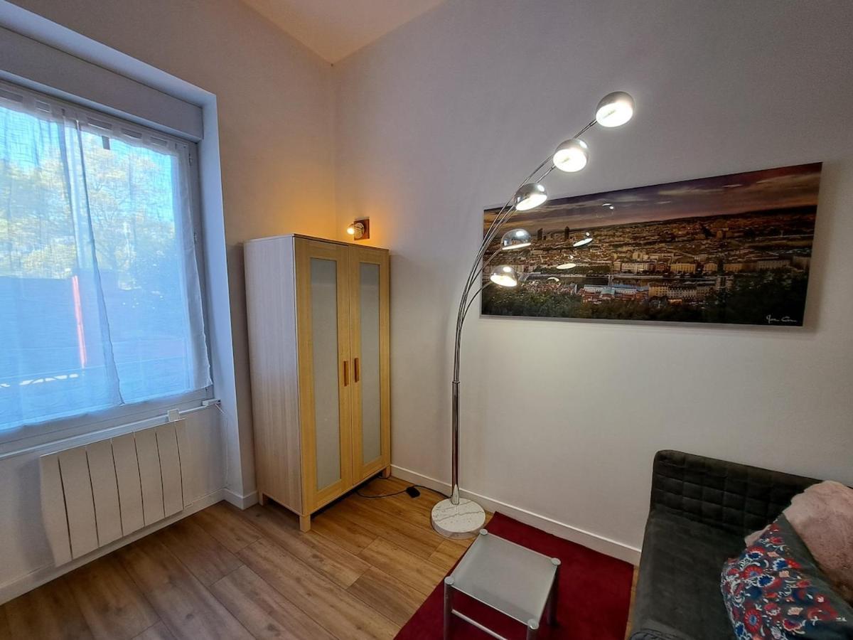 Studio Cosy Entierement Renove A Deux Pas De Lyon Fontaines-sur-Saone Kültér fotó