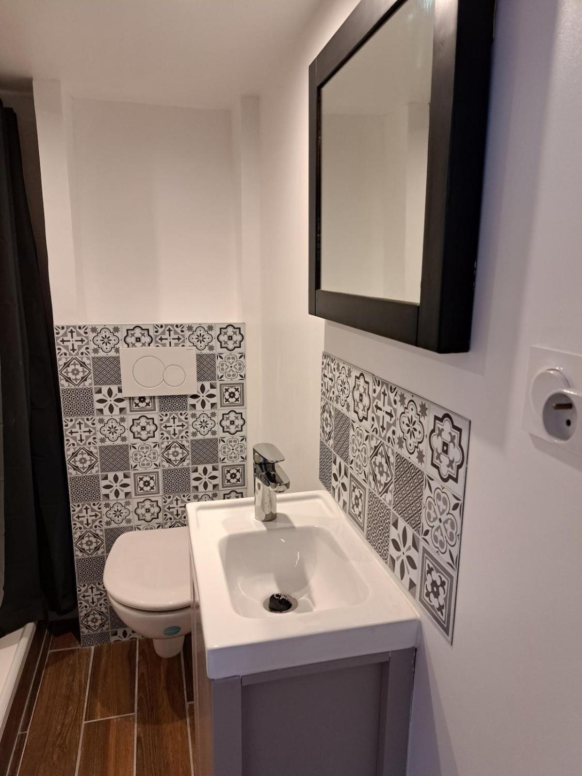 Studio Cosy Entierement Renove A Deux Pas De Lyon Fontaines-sur-Saone Kültér fotó